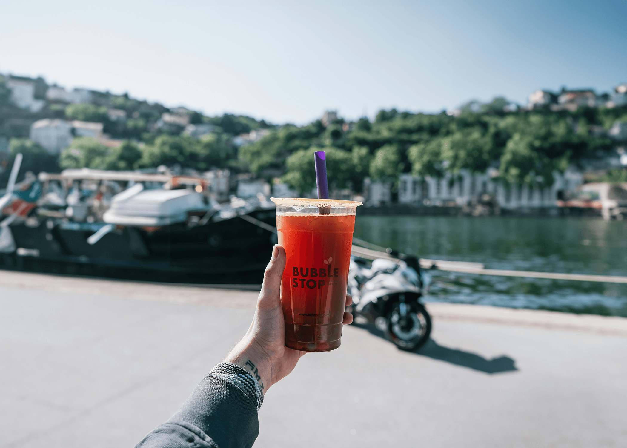 Discover the growth and evolution of the bubble tea market in the U.S. through the lens of a seasoned beverage industry leader. Learn about the success story of Gong cha and the impact of direct franchising in expanding the brand's reach.