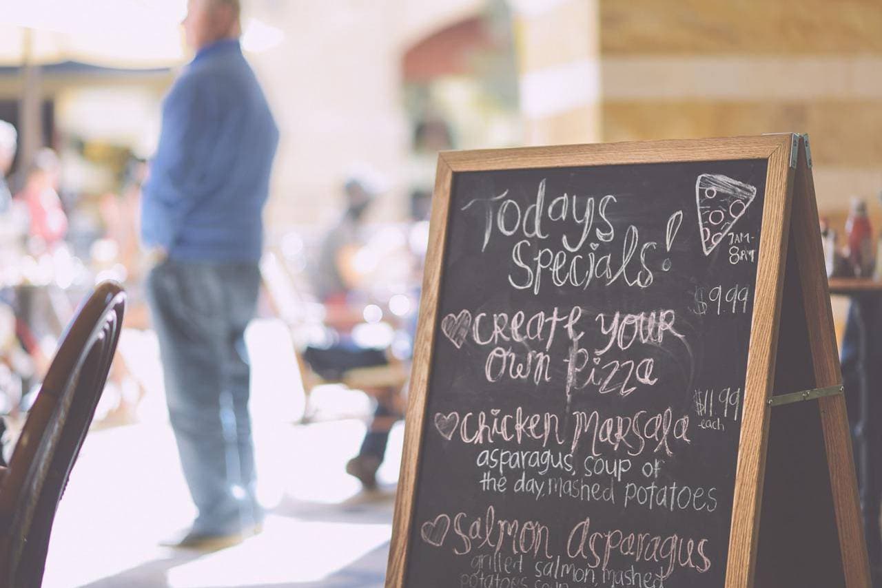Create smart restaurant menus with restaurant menu management software