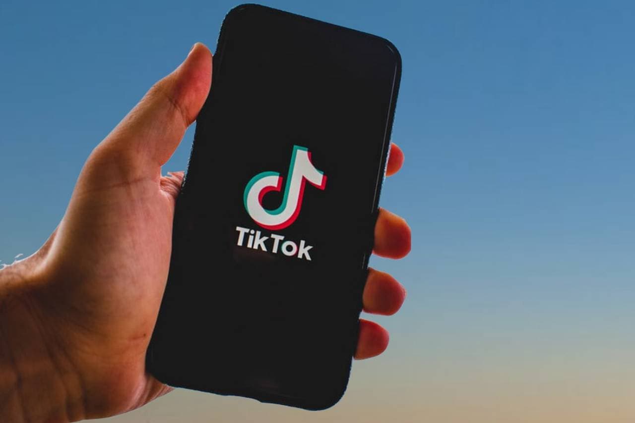 5-tiktok-rules-social-media-1672774460-8310.png
