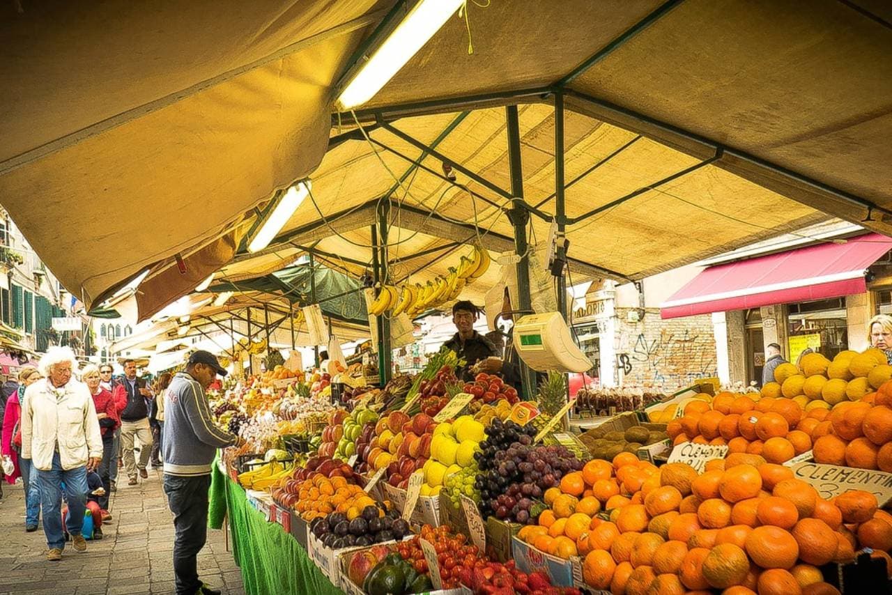 Pick farm fresh fruits vegetables and wholesale food
