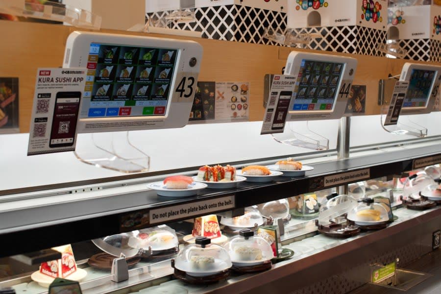 https://d3n2401vhvcfv5.cloudfront.net/_images/company/Kura sushi/1736805017949-1ed633ac763c891b56e6fe457a258962.jpg