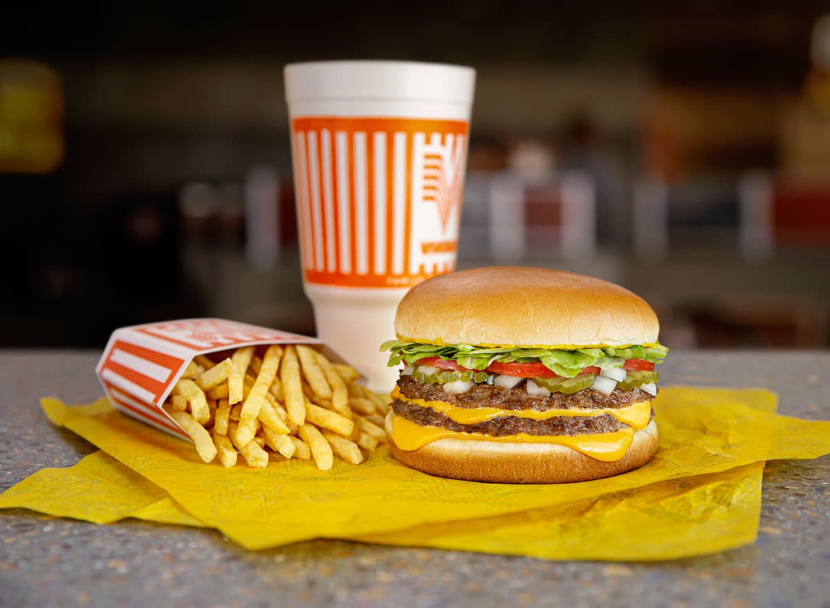 https://d3n2401vhvcfv5.cloudfront.net/_images/company/Whataburger/1738005837961-whataburger05_courtesy.jpg